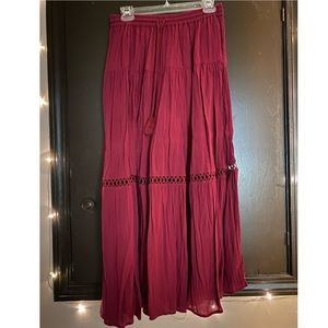 Small Gap Maxi Skirt